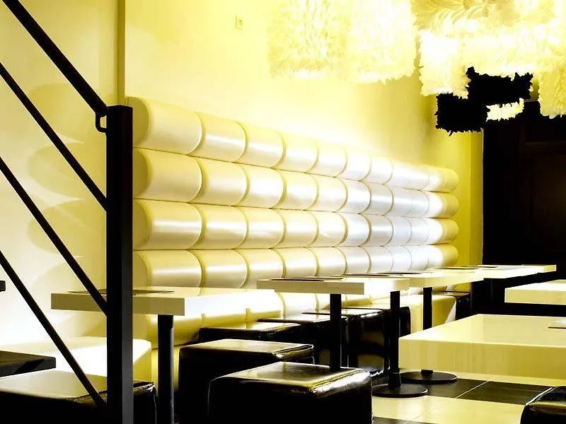 Standard Design Otel Paris